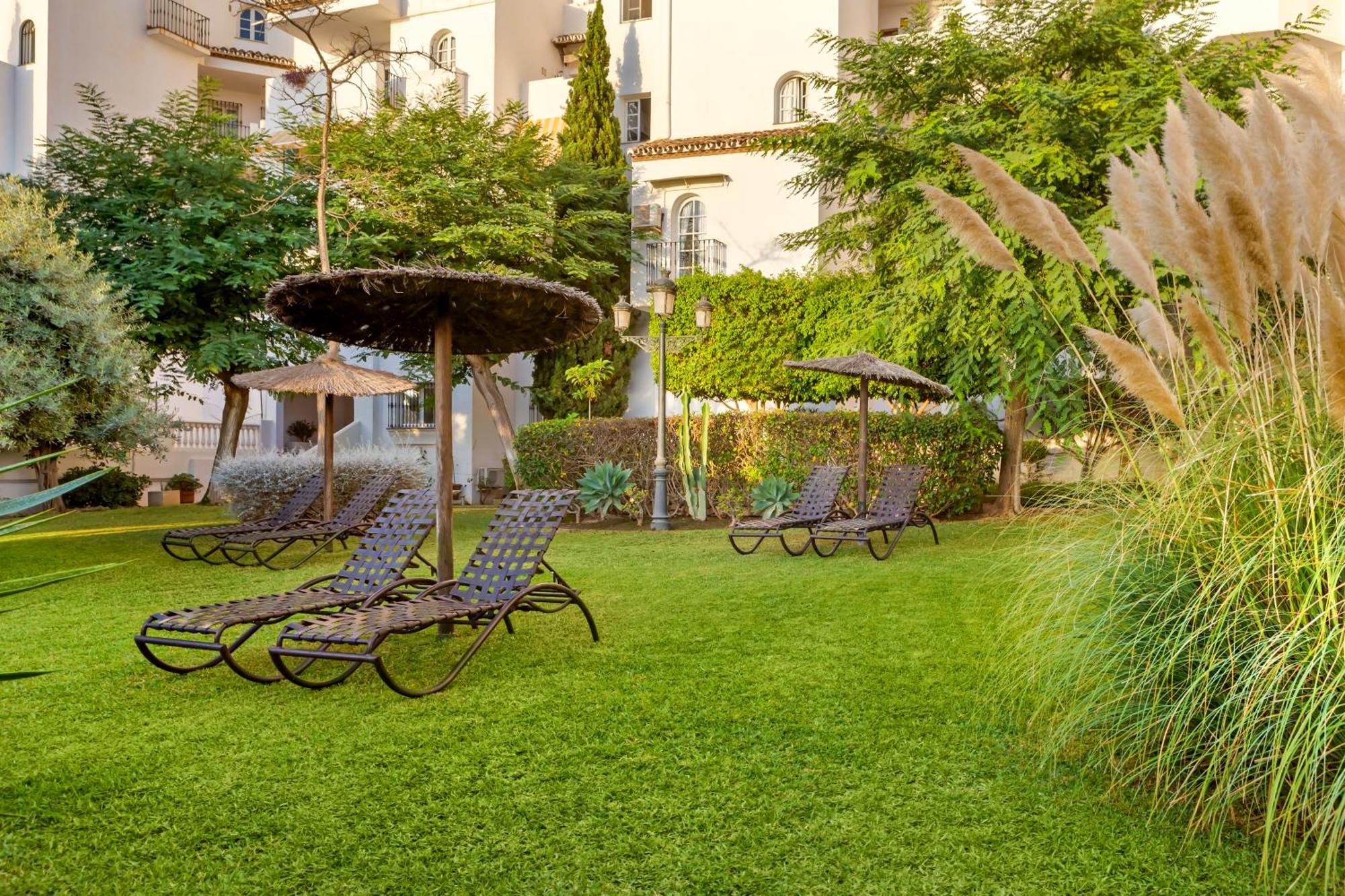 Royal Oasis Club At Pueblo Quinta Aparthotel Benalmadena Luaran gambar