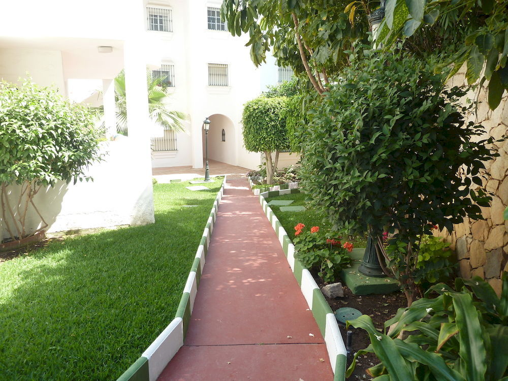Royal Oasis Club At Pueblo Quinta Aparthotel Benalmadena Luaran gambar